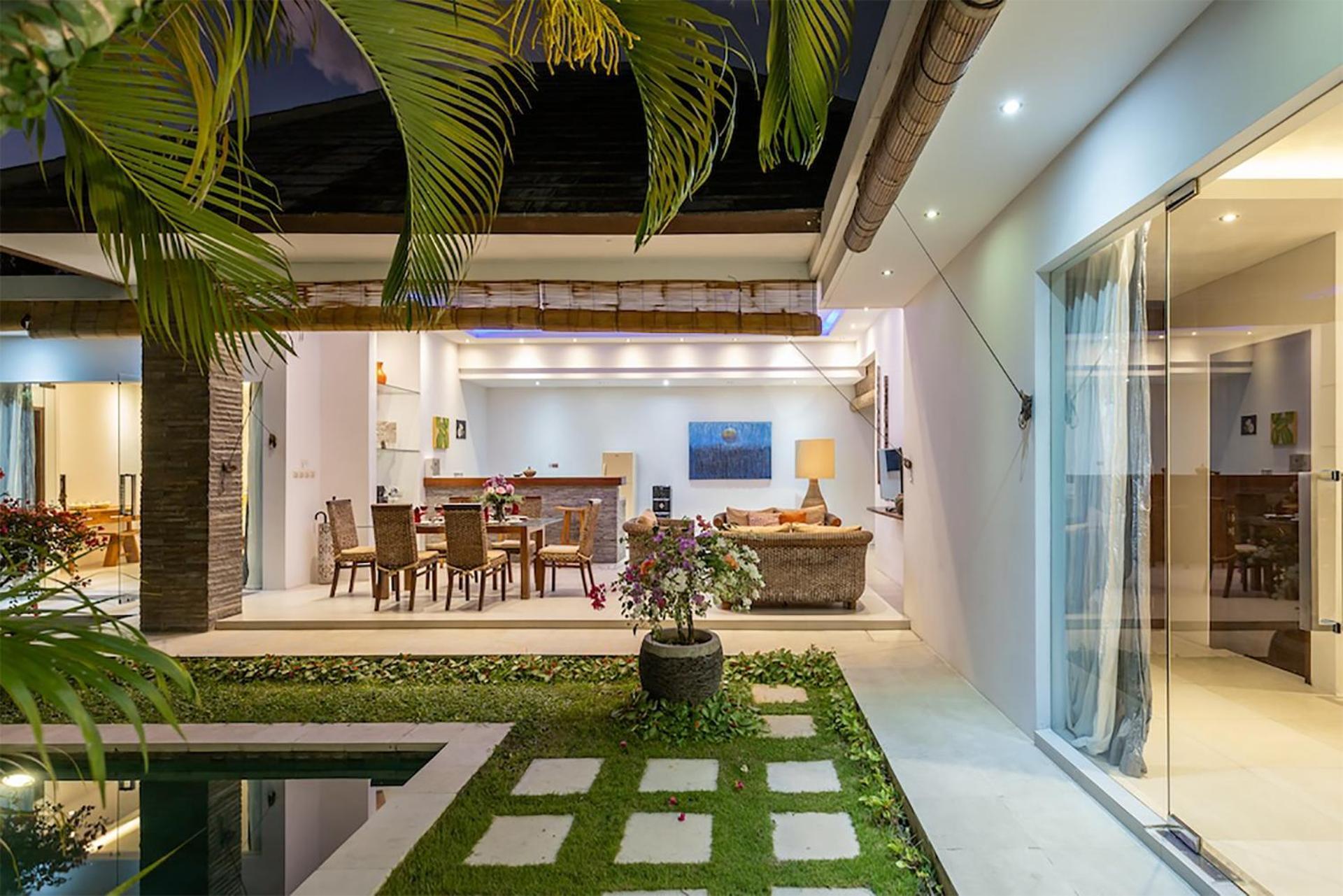 Lotus By Optimum Bali Seminyak (Bali)