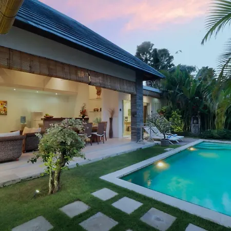 Villa Lotus By Optimum Bali Villas Seminyak  Exterior photo