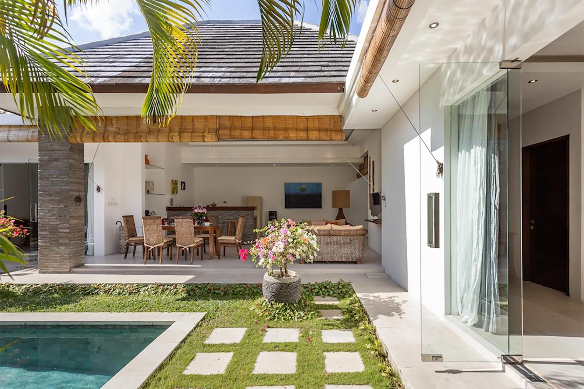 Villa Lotus By Optimum Bali Seminyak (Bali)